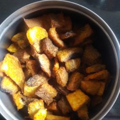 Roasted yam/ senaikilangu A picture of Roasted yam/ senaikilangu.