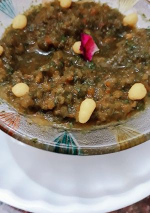 A picture of Coriander chutney.