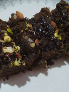 A picture of Wheat dry fruit chocolate cake.
