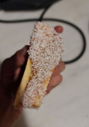 Una foto de Alfajor de maicena con margarina súper fácil