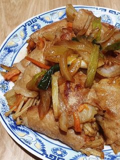 「蔬菜肉捲」材料簡單的功夫菜 的食譜成品照片