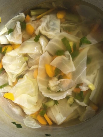 Langkah Mudah untuk Membuat Resep Sayur Pelangi Alias Sayur Sop Sederhana yang Uenak Anti Ribet, Lezat Sekali