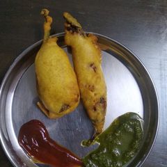A picture of Mirchi Vada.