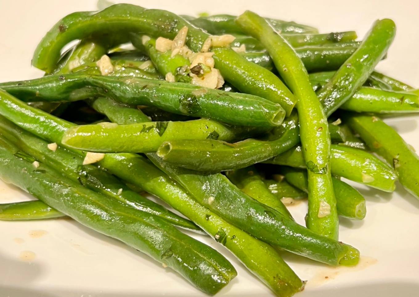 Braised Garlic Green Beans