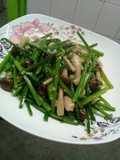 Jamur putut oseng bawang