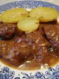 Carrilladas al Pedro Ximénez con ciruelas