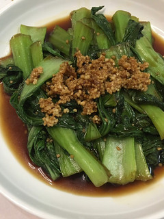 A picture of Bok Choy with Oyster Sauce.