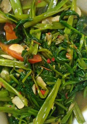 Foto resep Tumis kangkung sambal terasi pedas