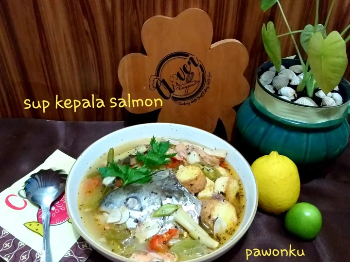 Langkah Mudah untuk Menyiapkan Resep 260. Sup Kepala Ikan Salmon yang Lezat Anti Ribet, Bisa Manjain Lidah