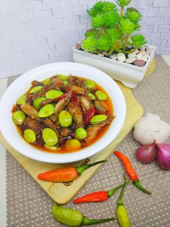 Foto resep Sambal Baby Cumi Petai
