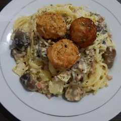 รูปของ Spaghetti carbonara meatball