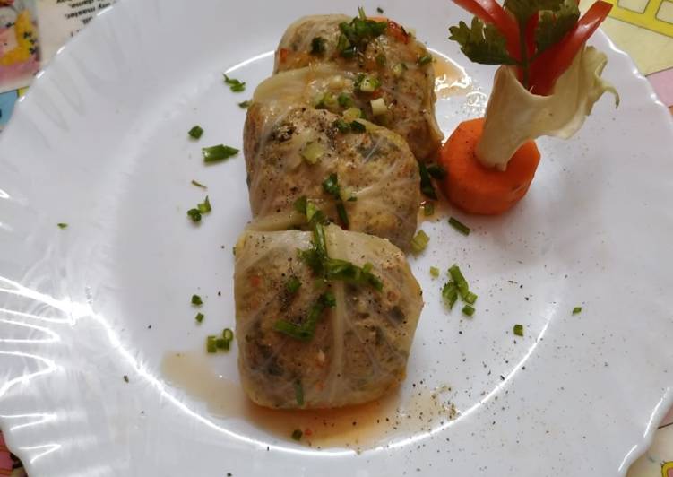 Recipe of Speedy Chicken Keema stuffed in Cabbage Parcels