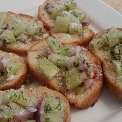 A picture of Green Tomato Crostini.
