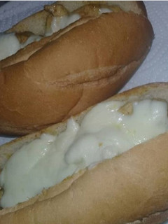 A picture of French bread sandwich.