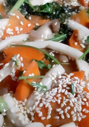 Hình của món Nấm xào rong nho.