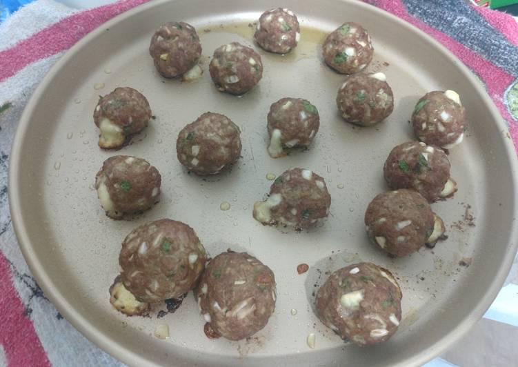 Bolinho de carne assado com queijo - Tudogosreceitas