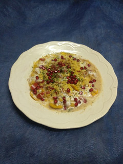 પાપડી દહીં ચાટ (Papdi Dahi Chaat Recipe In Gujarati) રેસીપી મુખ્ય ફોટો
