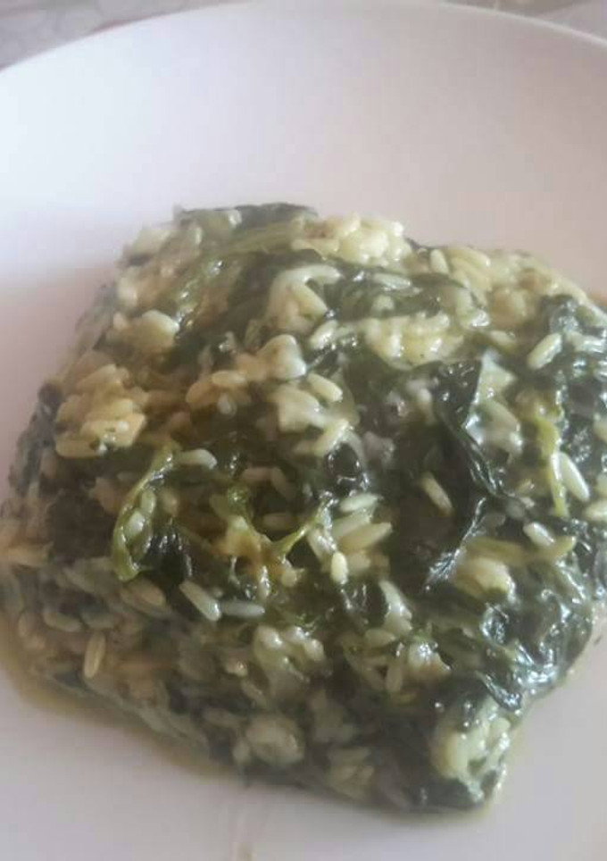 Una foto de Arroz con espinacas