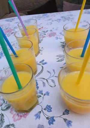 Una foto de Cup tropical con cava