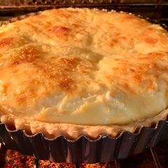 A picture of Fusion Quiche / Flan #MyCookbook.