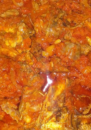 A picture of Red oil Guinea fowl stew.