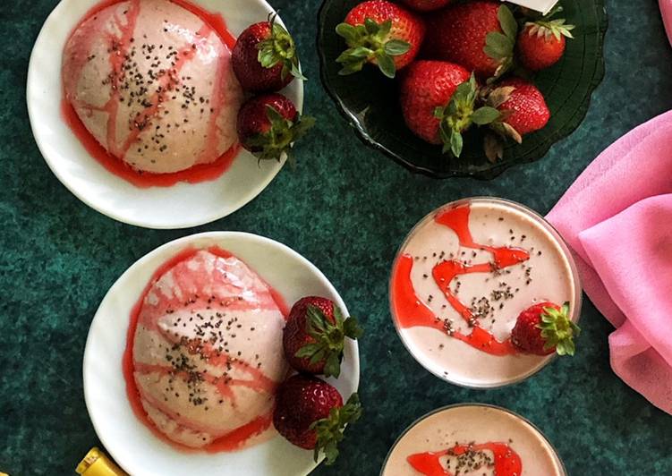 Recipe of Award-winning Strawberry Panna Cotta