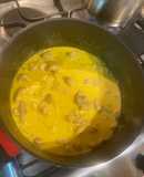 Pollo agridulce con curry y salsa de ananá y banana