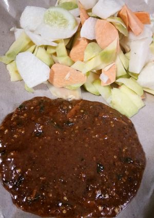 Foto resep Rujak cocol seuhah