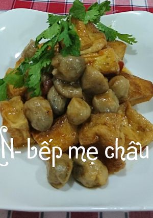 Hình của món Đậu hũ kho nấm rơm chay.