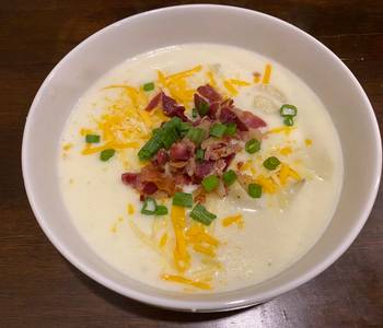 Ready to Serve Loaded Baked Potato soup Very Delicious