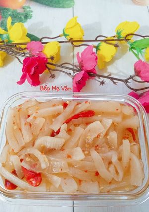 Hình của món Củ cải ngâm chua ngọt.