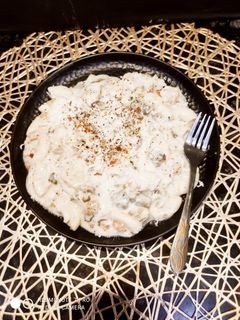 হোয়াইট সস্ পাস্তা (White sauce pasta recipe in Bengali) রেসিপির প্রধান ছবি