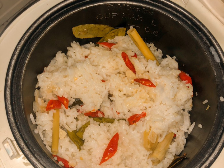 Anti Ribet, Membuat Nasi Liwet Rice Cooker Sederhana (Tanpa Santan) Bunda Pasti Bisa