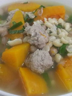 Hình của món Canh bí đỏ đậu phộng.