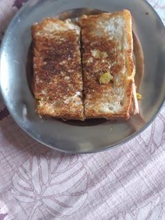 आलू के सैंडविच(aloo ke sandwich recipe in hindi) रेसिपी मुख्य फोटो