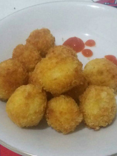 Foto resep Pom Pom Potato Cheese Garing di Luar, Lumer di dalam