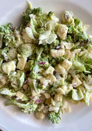 Foto principal de Ensalada de brócoli con salsa de mostaza