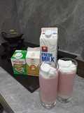 Raspberry Milkshake