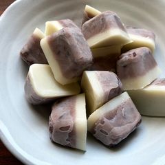 Frozen Azuki Milk Bites A picture of Frozen Azuki Milk Bites.