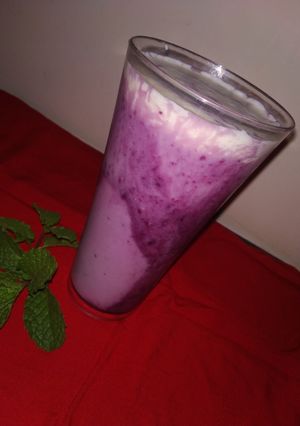 A picture of Black Grapes Smoothie.