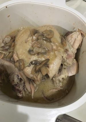 Una foto de Pollo al Champiñón en Olla Lenta