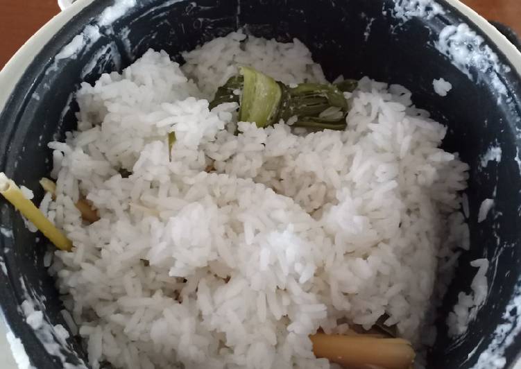 Nasi Uduk rice cooker simple