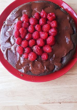 Une photo de Gâteau chocolat framboise et spirulina