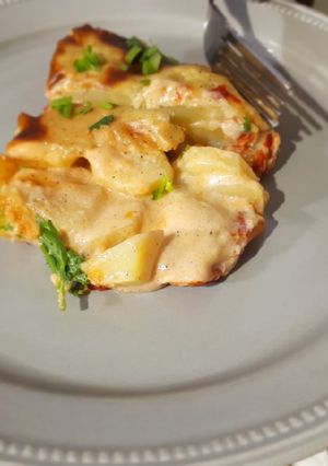 A picture of Self saucing scalloped potatoes.