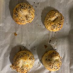 A picture of Greek yogurt bagels.