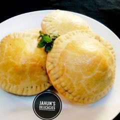 A picture of Baked Meat pie(1).