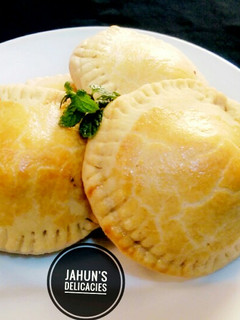 A picture of Baked Meat pie(1).