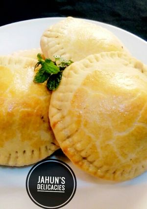 A picture of Baked Meat pie(1).