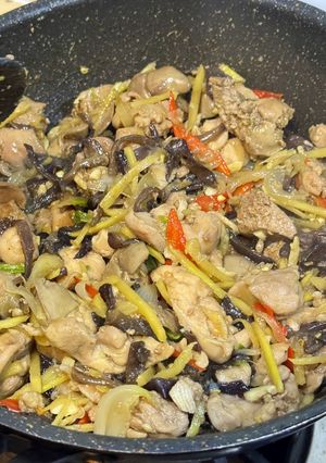 รูปของ ไก่ผัดขิงทำง่ายแต่อร่อยมาก
