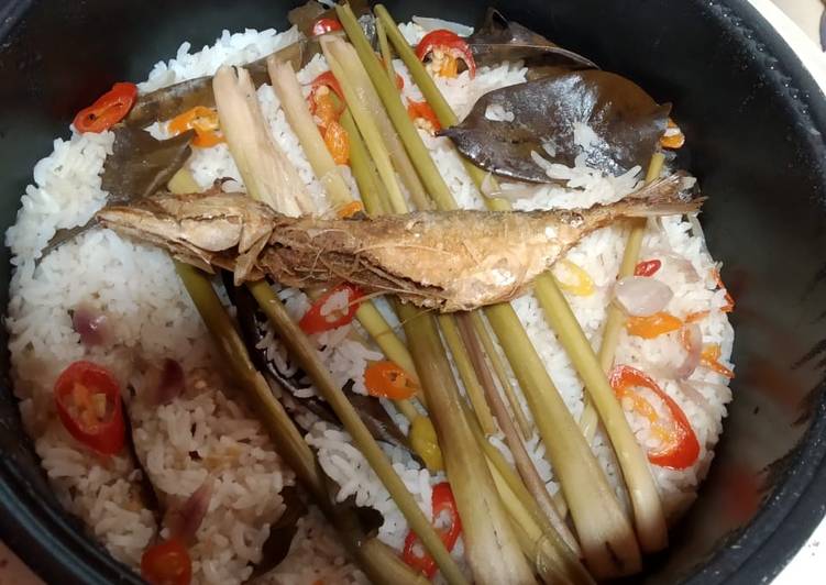 Nasi Liwet Peda Rice cooker
